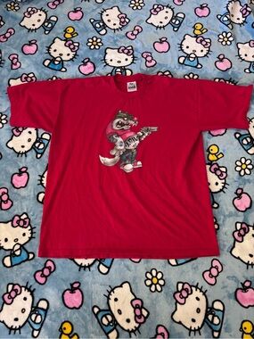 Hometown Heroez graphic tee